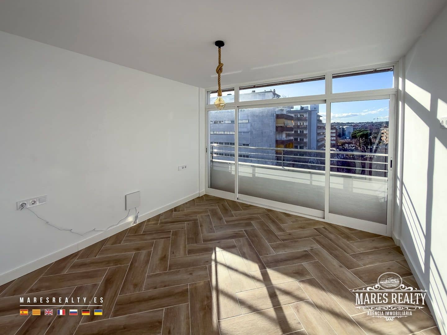 2 Zimmer Wohnung zu verkaufen in Lloret de Mar mit Garage - 192.000 € (Ref: 9567985)