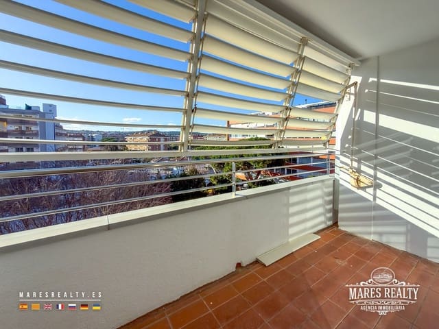 2 Zimmer Wohnung zu verkaufen in Fenals, Lloret de Mar mit Garage - 192.000 € (Ref: 9567985)