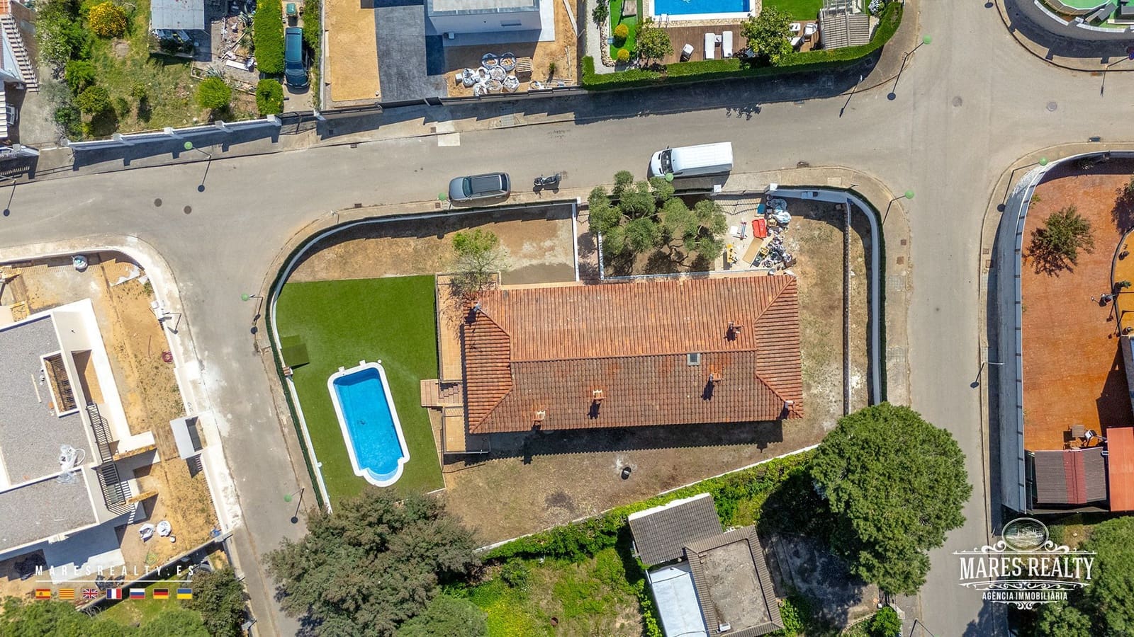 4 bedroom Villa for sale in Vidreres with pool garage - € 415,000 (Ref: 9581490)