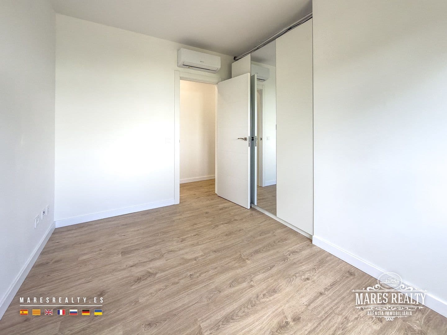 4 bedroom Villa for sale in Vidreres with pool garage - € 415,000 (Ref: 9581490)