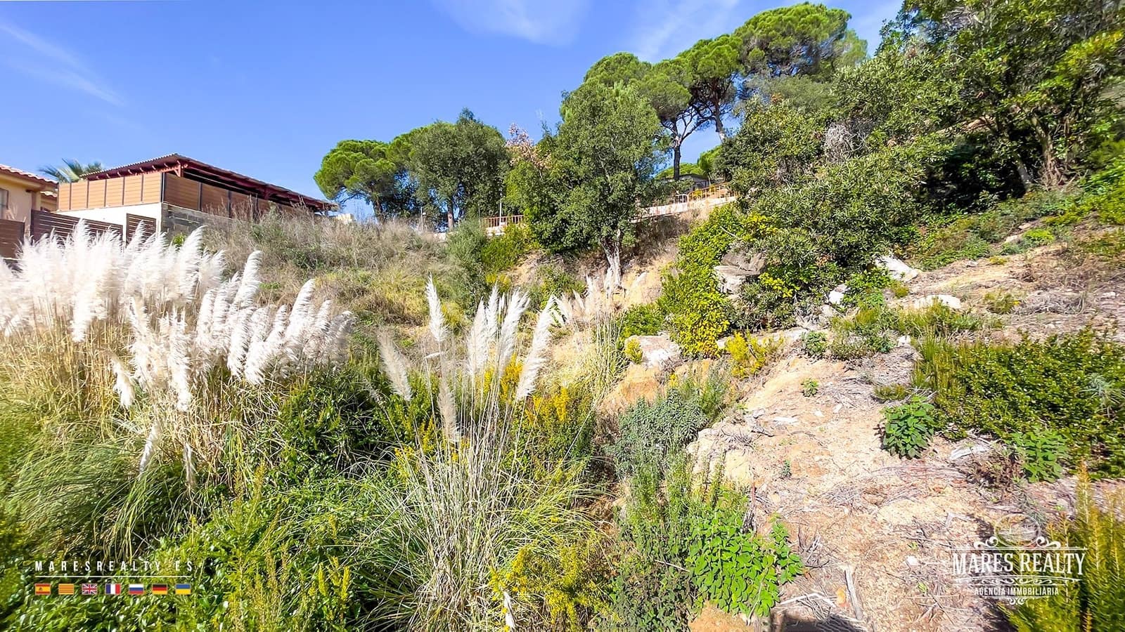 Undeveloped Land for sale in Lloret de Mar - € 100,000 (Ref: 9594594)