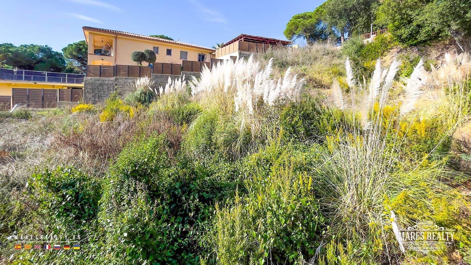 Undeveloped Land for sale in Lloret de Mar - € 100,000 (Ref: 9594594)