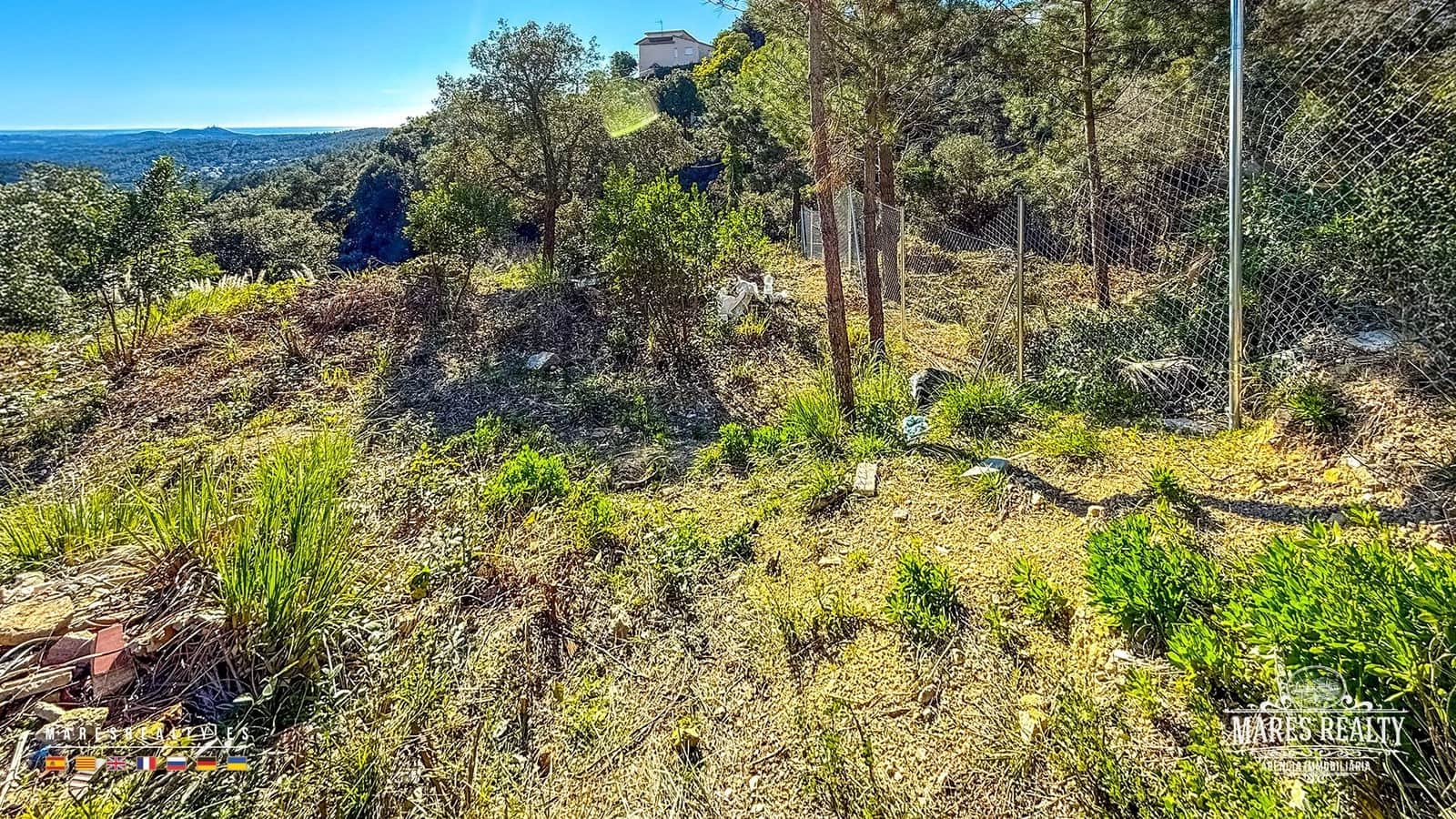 Grunde uden byggetilladelser til salg i Lloret de Mar - € 42.000 (Ref: 9600985)