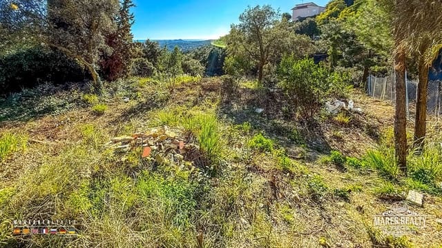 Grunde uden byggetilladelser til salg i Lloret de Mar - € 42.000 (Ref: 9600985)