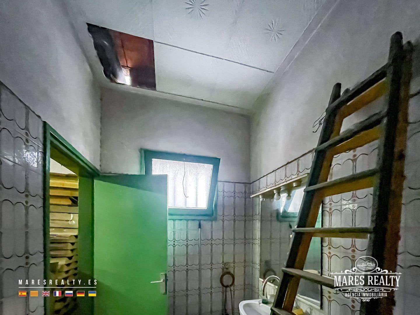 Gewerbe zu verkaufen in Pineda de Mar - 135.000 € (Ref: 9610791)