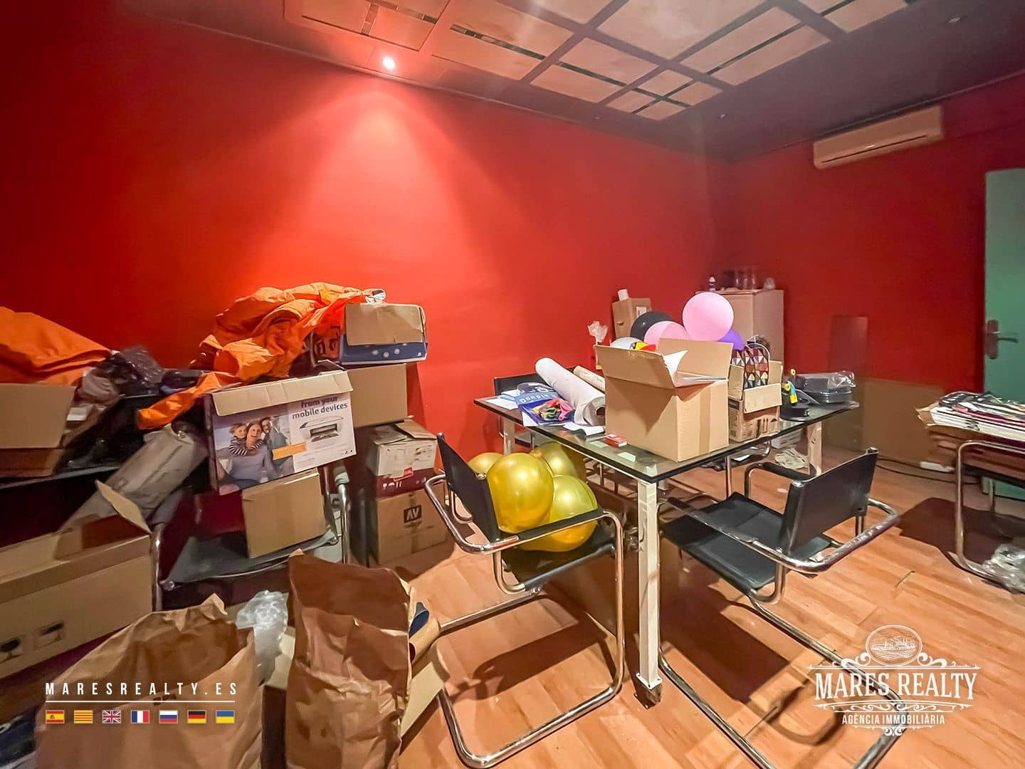 Gewerbe zu verkaufen in Pineda de Mar - 135.000 € (Ref: 9610791)