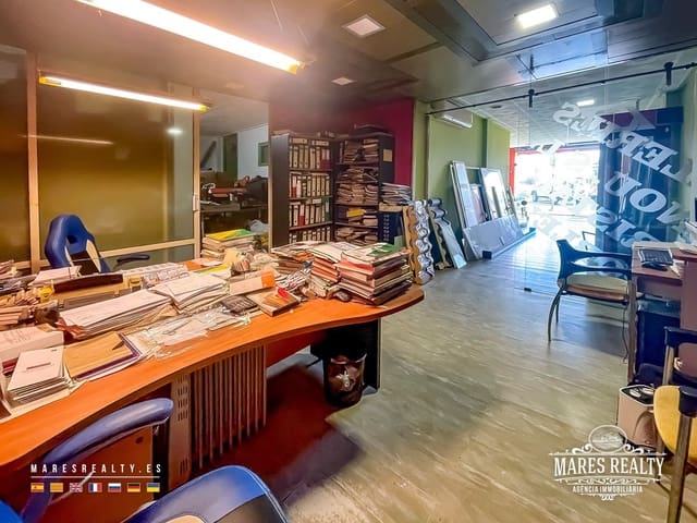 Gewerbe zu verkaufen in Pineda de Mar - 135.000 € (Ref: 9610791)