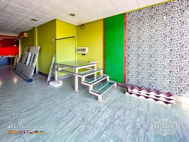 Gewerbe zu verkaufen in Pineda de Mar - 135.000 € (Ref: 9610791)