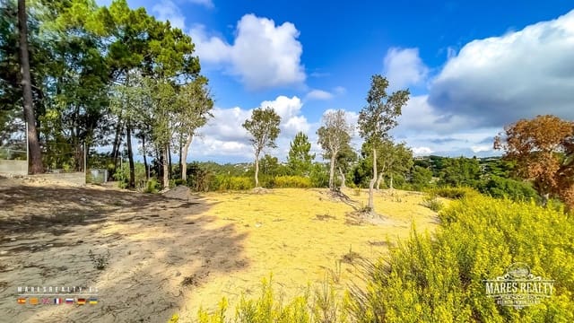 Ubebygd land til salgs i Lloret de Mar - € 65 000 (Ref: 9629577)