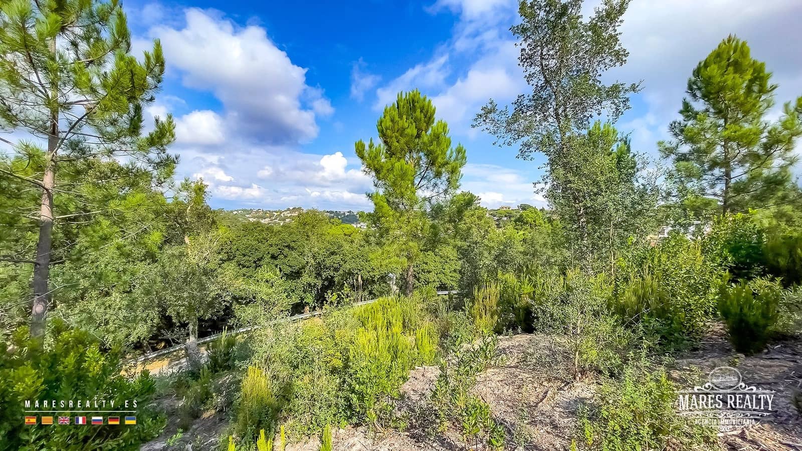 Ubebygd land til salgs i Lloret de Mar - € 50 000 (Ref: 9629578)
