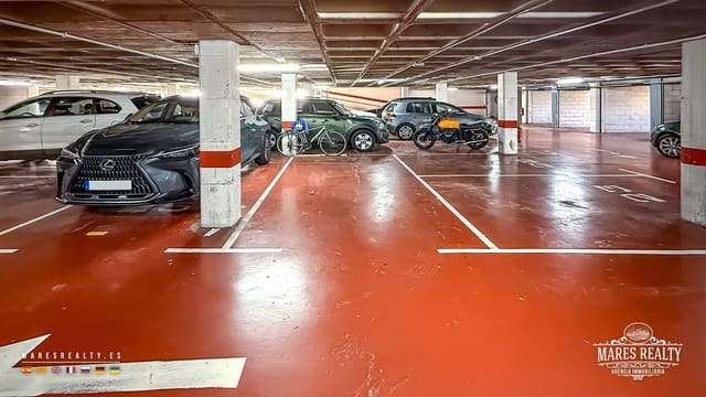 Garaje en Lloret de Mar en venta - 31.000 € (Ref: 9651200)