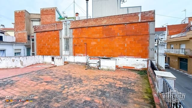 5 camera da letto Villetta Bifamiliare in vendita in Blanes - 170.000 € (Rif: 9679418)