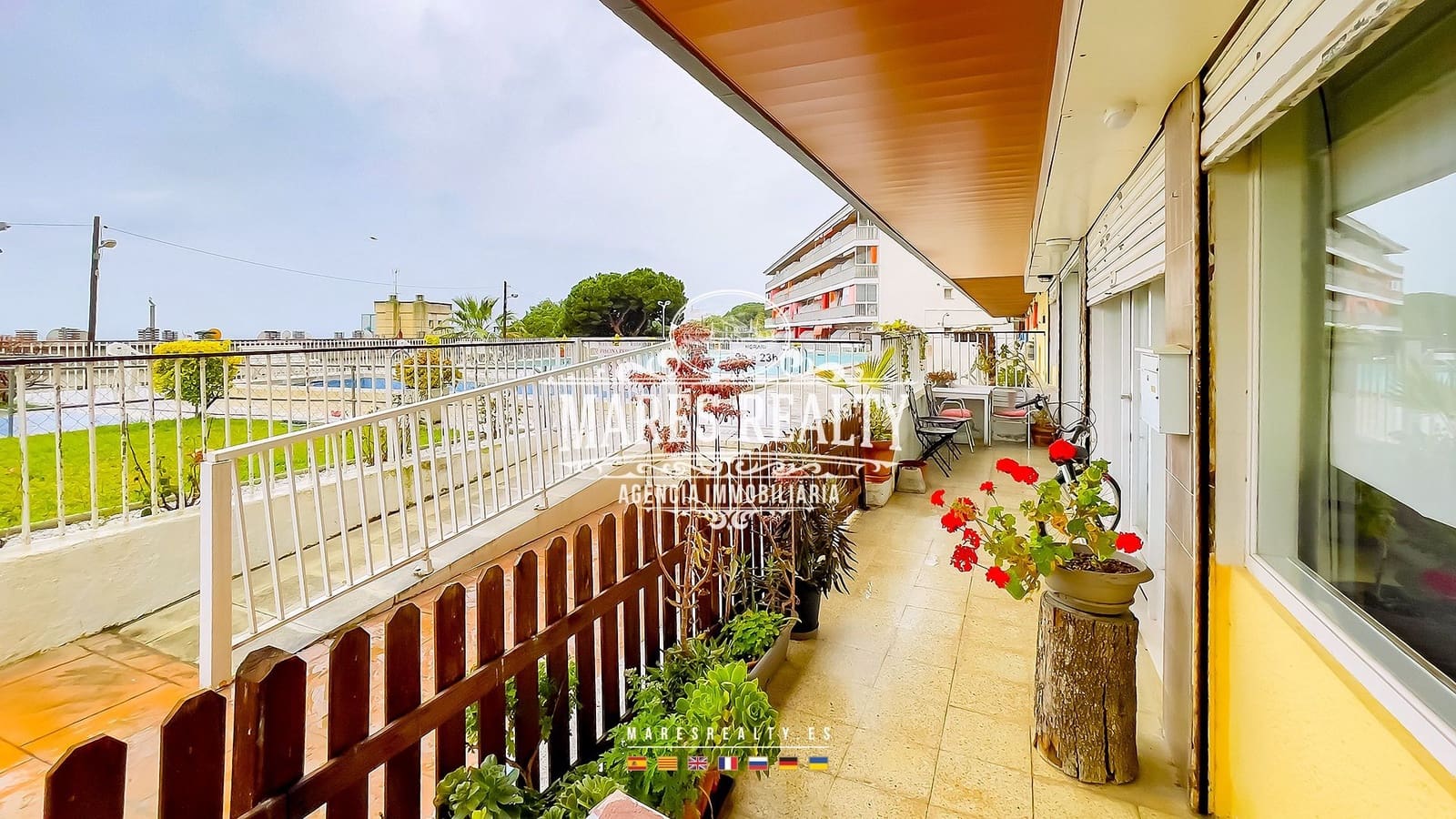 2 sovrum Lägenhet till salu i Lloret de Mar med pool - 280 000 € (Ref: 9700401)