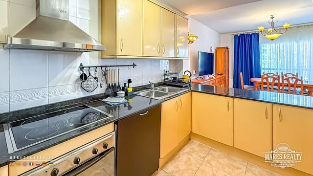 2 soveværelse Byhus til salg i Fenals, Lloret de Mar med swimmingpool - € 319.000 (Ref: 9719435)