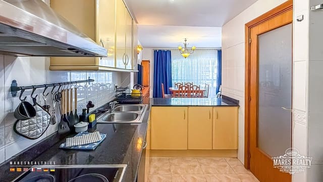 2 soveværelse Byhus til salg i Fenals, Lloret de Mar med swimmingpool - € 319.000 (Ref: 9719435)