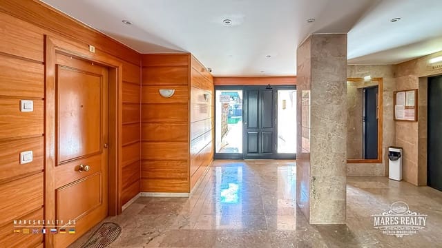 2 soveværelse Byhus til salg i Fenals, Lloret de Mar med swimmingpool - € 319.000 (Ref: 9719435)