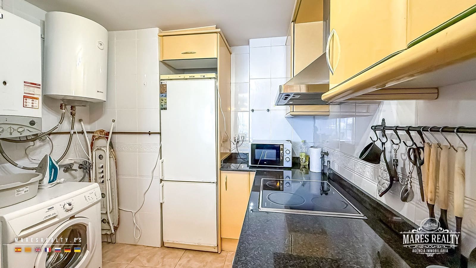 2 soveværelse Byhus til salg i Lloret de Mar med swimmingpool - € 319.000 (Ref: 9719435)