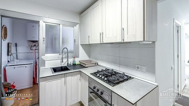 2 bedroom Flat for sale in Blanes - € 180,000 (Ref: 9721059)