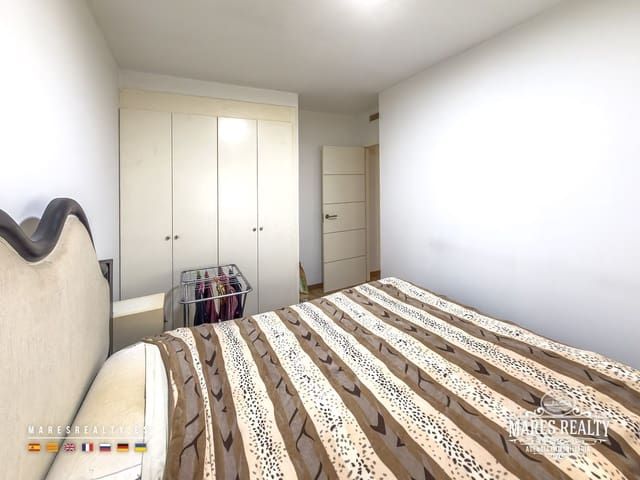 1 makuuhuone Asunto myytävänä paikassa Lloret de Mar - 146 000 € (Ref: 9728529)