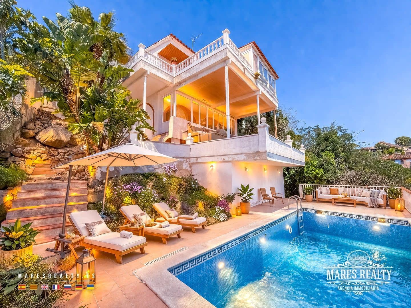 4 camera da letto Villa in vendita in Lloret de Mar con piscina garage - 490.000 € (Rif: 9755291)