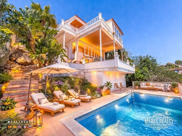 4 quarto Moradia para venda em Roca Grossa, Lloret de Mar com piscina garagem - 490 000 € (Ref: 9755291)