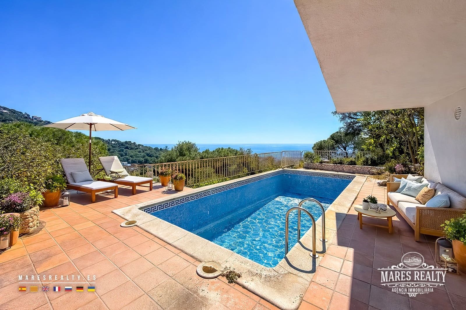 4 camera da letto Villa in vendita in Lloret de Mar con piscina garage - 490.000 € (Rif: 9755291)