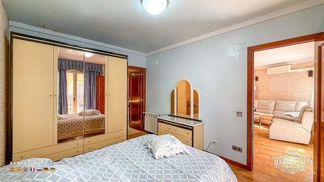 4 quarto Apartamento para venda em Lloret de Mar - 315 000 € (Ref: 9758402)