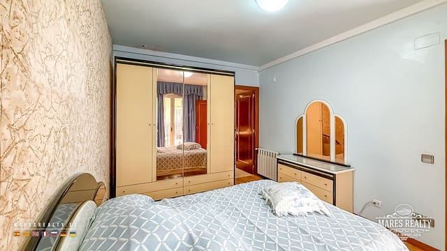 4 quarto Apartamento para venda em Lloret de Mar - 315 000 € (Ref: 9758402)