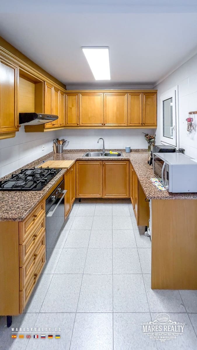 4 chambre Appartement à vendre à Lloret de Mar avec piscine garage - 410 000 € (Ref: 9770257)