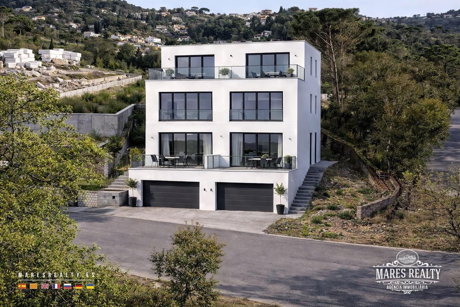 3 bedroom Villa for sale in Vidreres with pool garage - € 286,000 (Ref: 9777632)