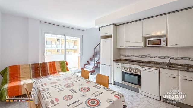 1 slaapkamer Flat te koop in Fenals, Lloret de Mar met zwembad - € 169.000 (Ref: 9816966)