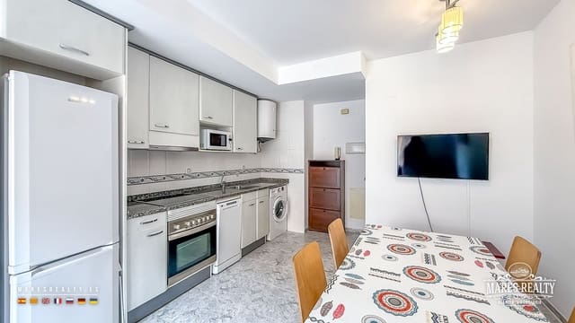 1 slaapkamer Flat te koop in Fenals, Lloret de Mar met zwembad - € 169.000 (Ref: 9816966)