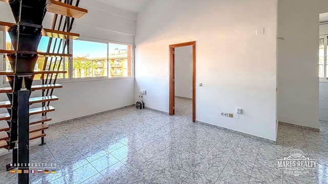 3 soveværelse Penthouse til salg i Fenals, Lloret de Mar med garage - € 245.000 (Ref: 9819857)