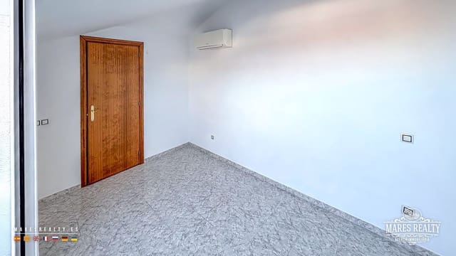3 soveværelse Penthouse til salg i Fenals, Lloret de Mar med garage - € 245.000 (Ref: 9819857)