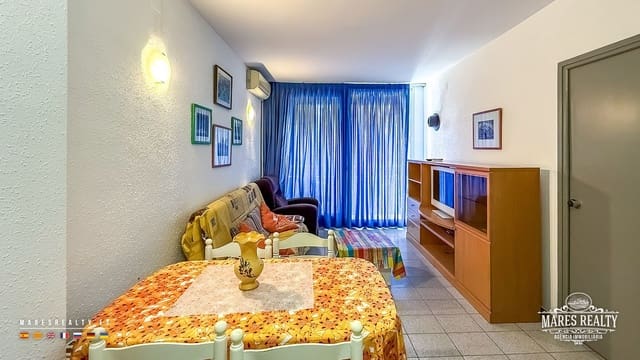 1 slaapkamer Flat te koop in Fenals, Lloret de Mar met zwembad - € 140.000 (Ref: 9880546)