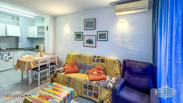 1 slaapkamer Flat te koop in Fenals, Lloret de Mar met zwembad - € 140.000 (Ref: 9880546)