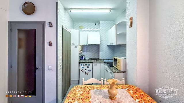 1 slaapkamer Flat te koop in Fenals, Lloret de Mar met zwembad - € 140.000 (Ref: 9880546)