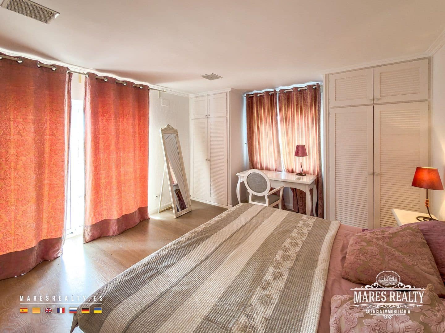 5 sypialnia Willa na sprzedaż w Lloret de Mar z basenem garażem - 750 000 € (Ref: 9891618)