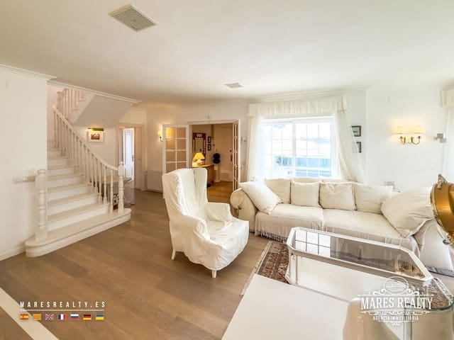 5 sypialnia Willa na sprzedaż w Lloret de Mar z basenem garażem - 750 000 € (Ref: 9891618)