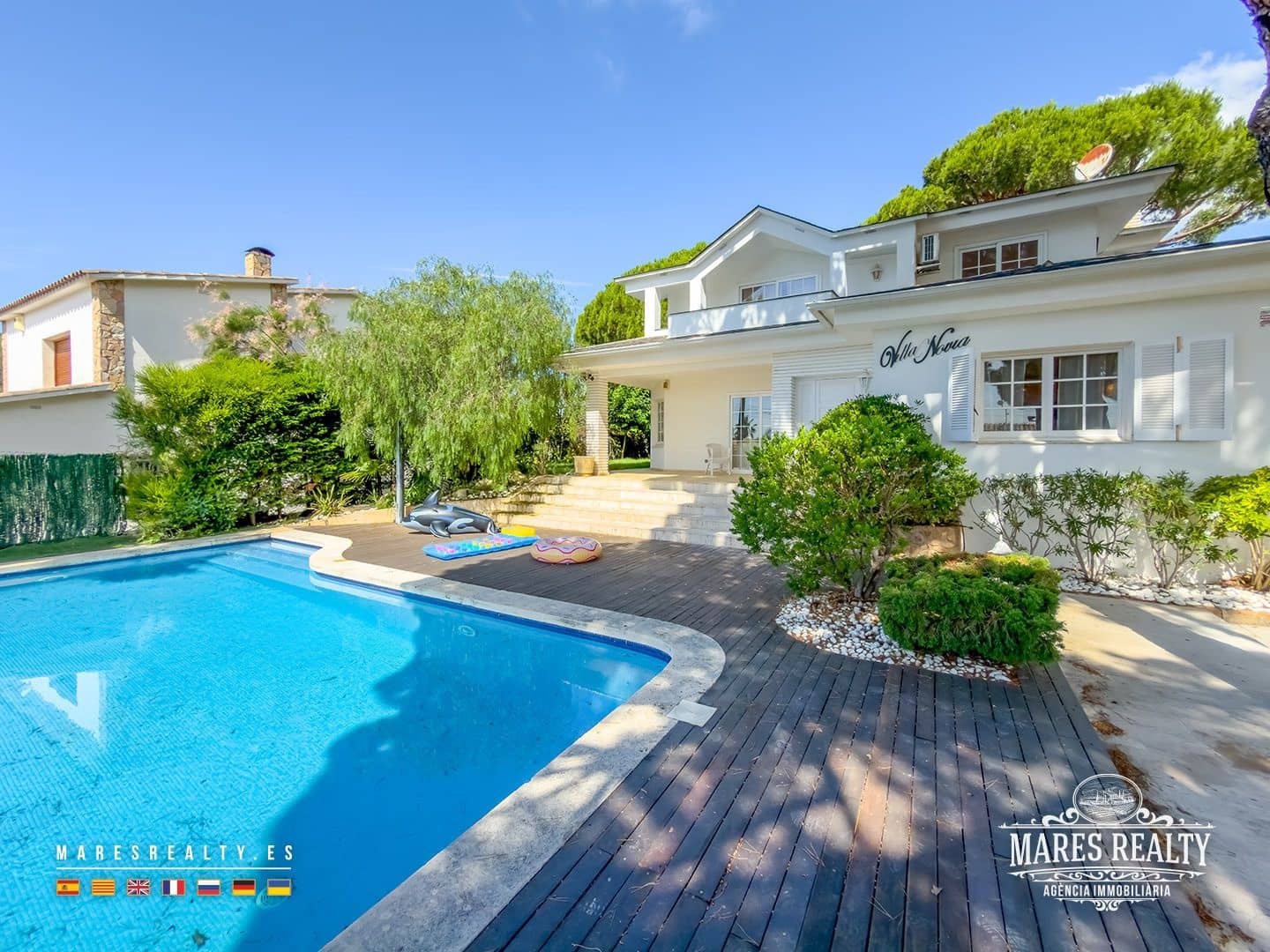5 sypialnia Willa na sprzedaż w Lloret de Mar z basenem garażem - 750 000 € (Ref: 9891618)