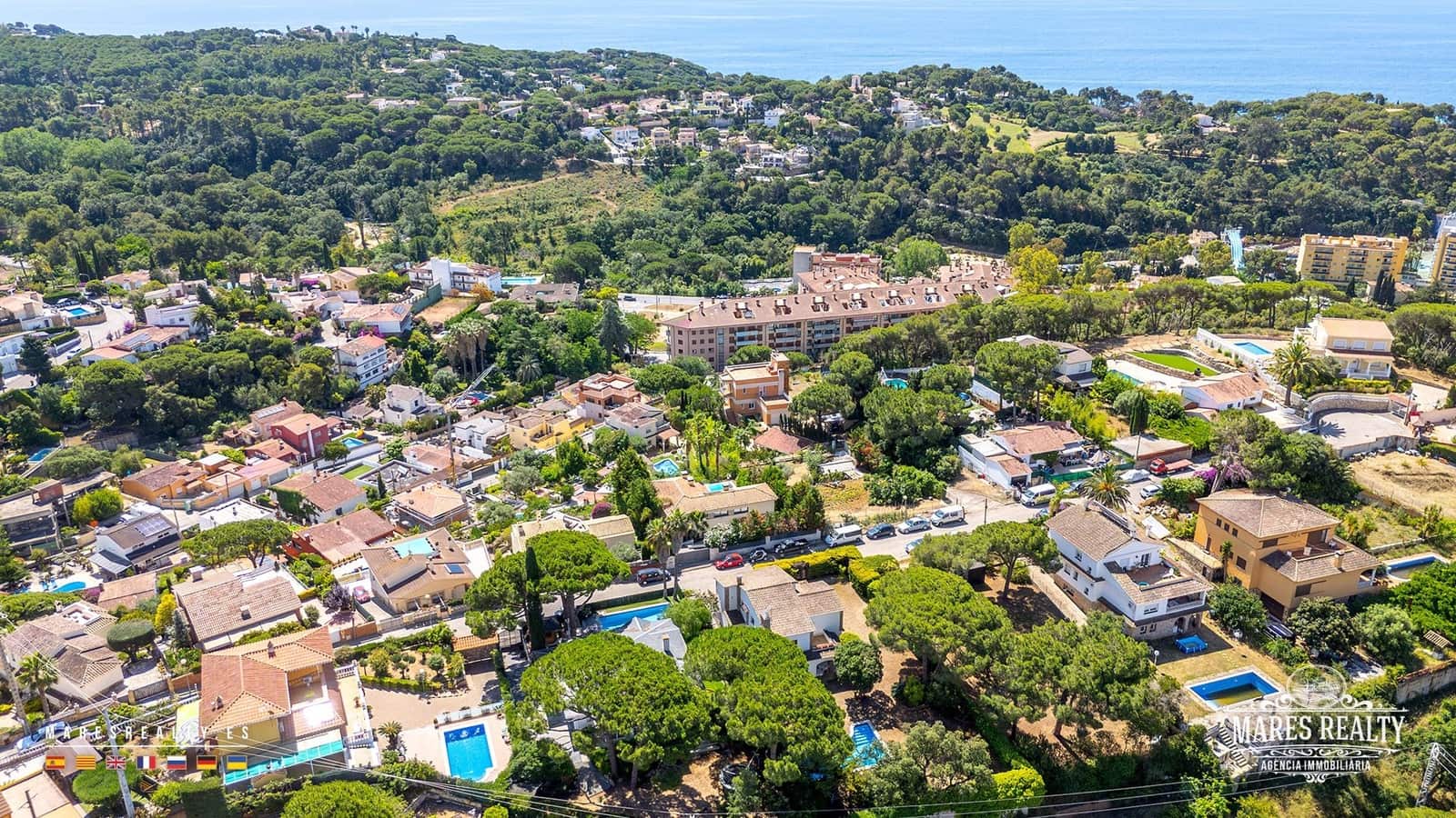 5 sypialnia Willa na sprzedaż w Lloret de Mar z basenem garażem - 750 000 € (Ref: 9891618)