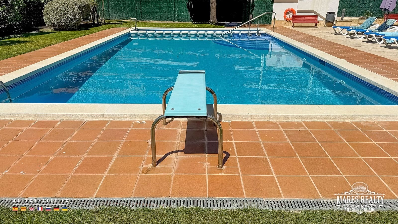 Piso de 2 habitaciones en Lloret de Mar en venta con piscina - 378.000 € (Ref: 9906781)