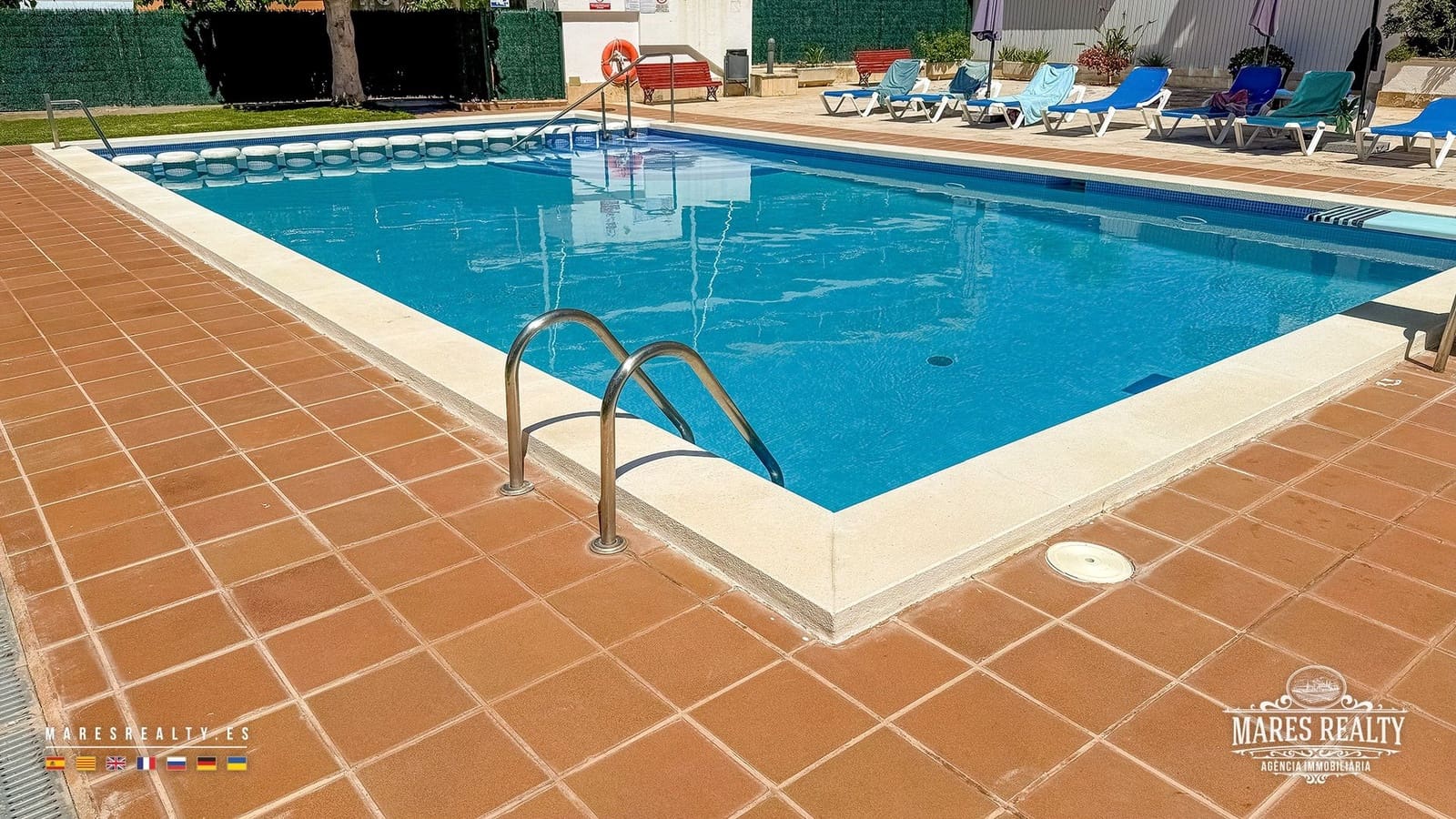 Piso de 2 habitaciones en Lloret de Mar en venta con piscina - 378.000 € (Ref: 9906781)