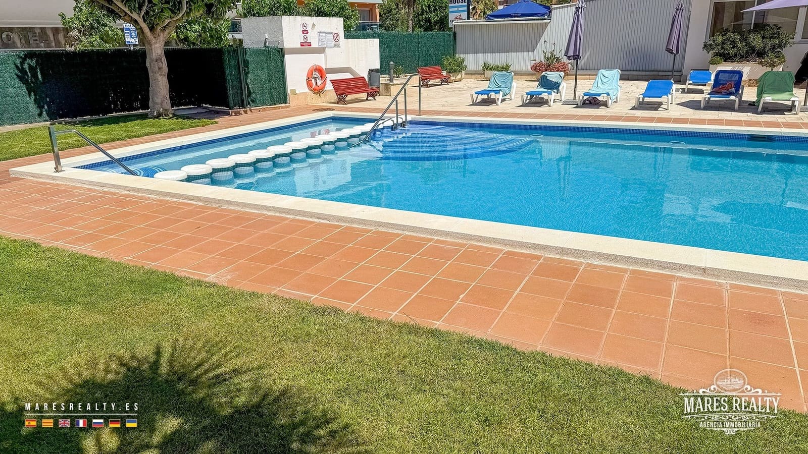 Piso de 2 habitaciones en Lloret de Mar en venta con piscina - 378.000 € (Ref: 9906781)