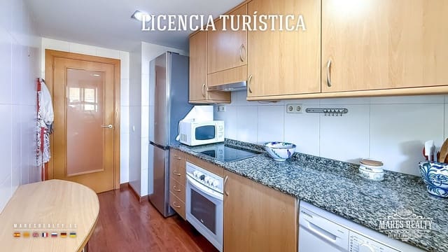 Piso de 2 habitaciones en Lloret de Mar en venta con piscina garaje - 295.000 € (Ref: 9916458)