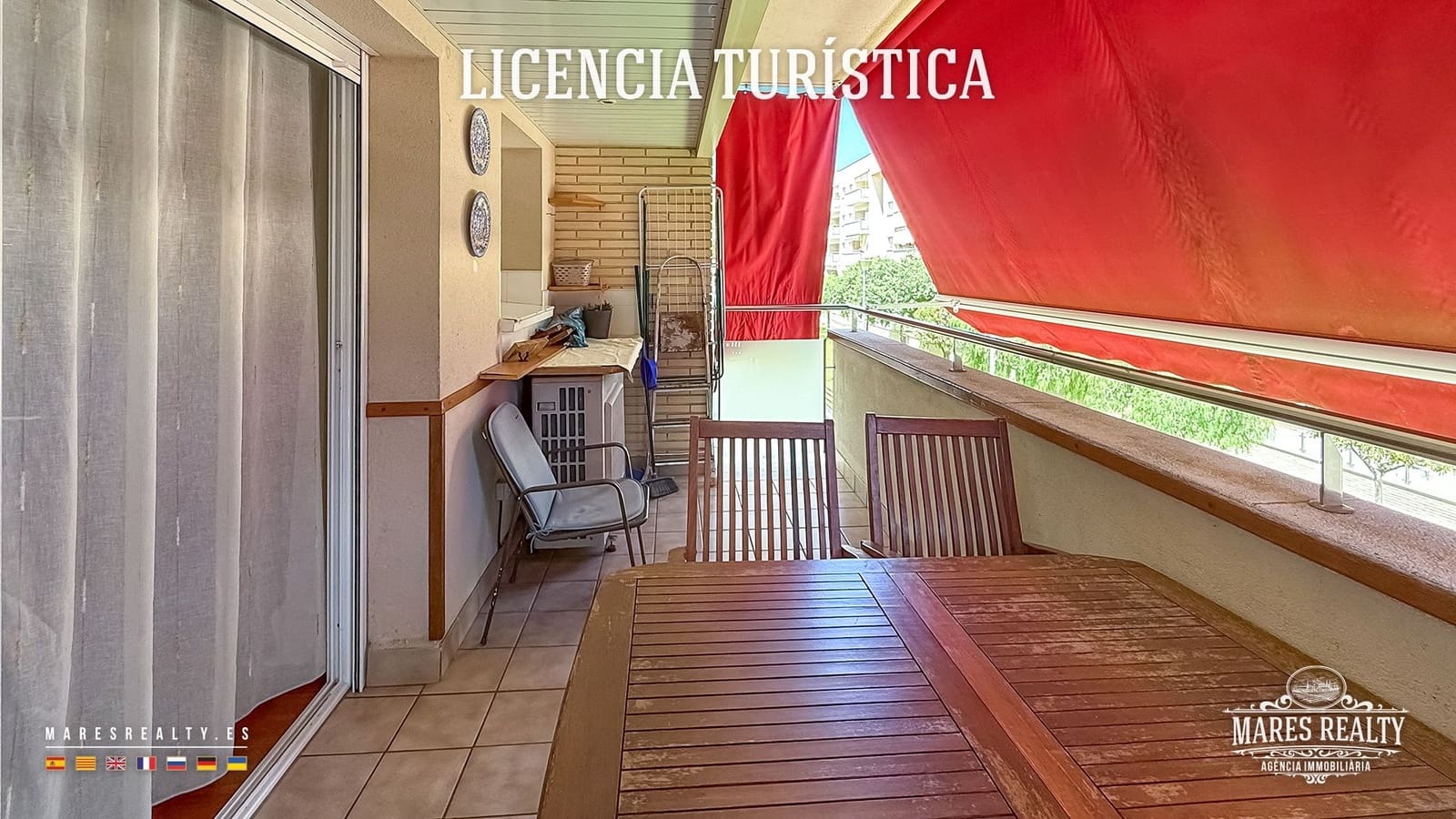 Piso de 2 habitaciones en Lloret de Mar en venta con piscina garaje - 295.000 € (Ref: 9916458)