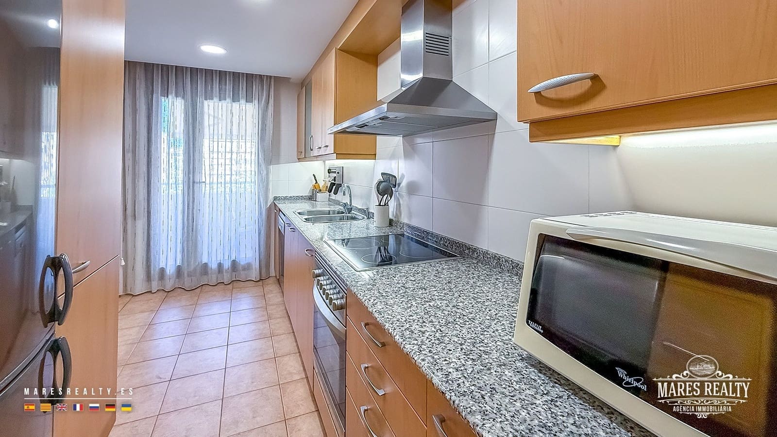 3 soveværelse Lejlighed til salg i Lloret de Mar med swimmingpool - € 370.000 (Ref: 9919298)