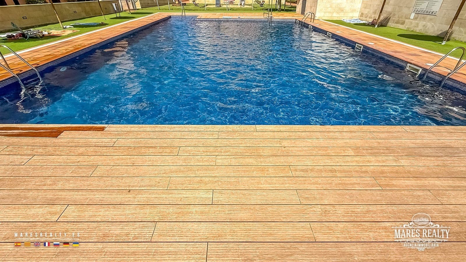 3 soveværelse Lejlighed til salg i Lloret de Mar med swimmingpool - € 370.000 (Ref: 9919298)