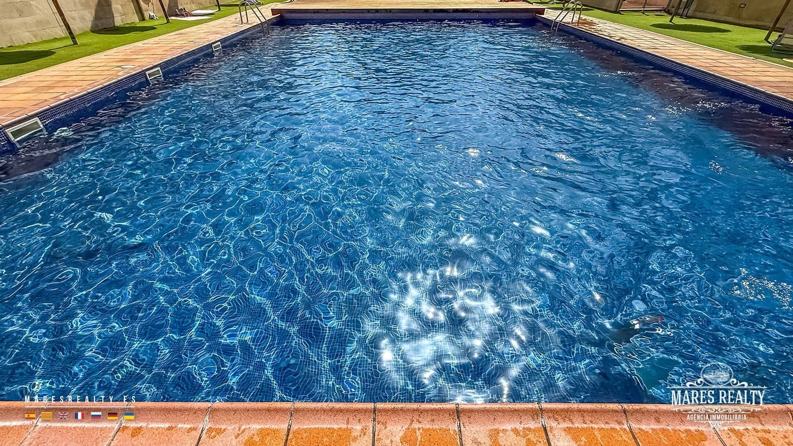 3 soveværelse Lejlighed til salg i Lloret de Mar med swimmingpool - € 370.000 (Ref: 9919298)