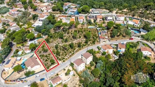 Ubebygd land til salgs i Vidreres - € 35 000 (Ref: 9921638)
